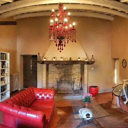 Borgo Di Montacchiello San Mariano